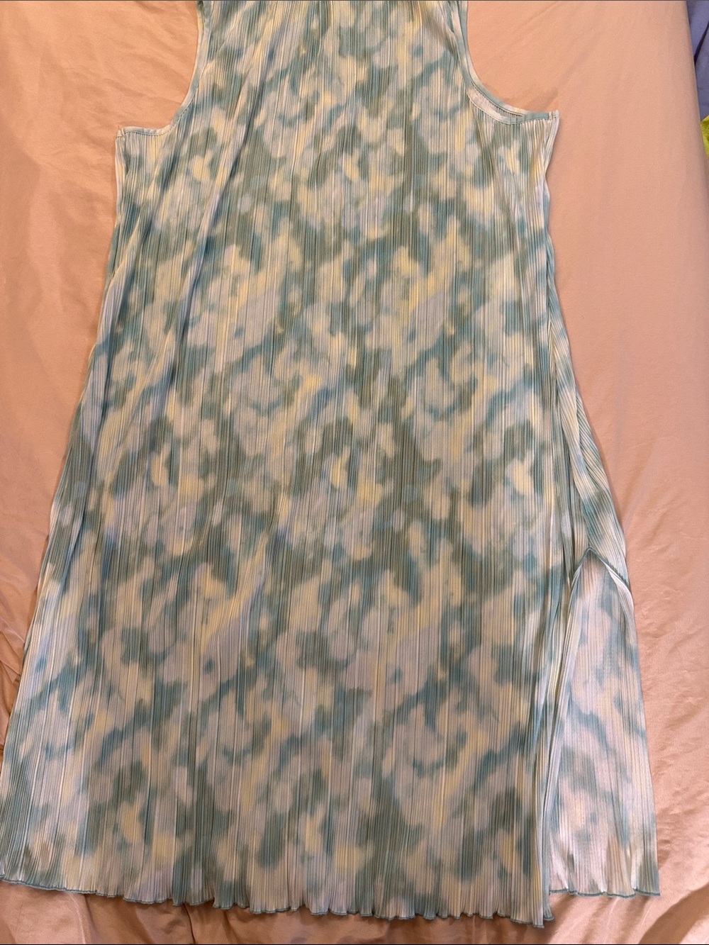 Sleeveless Blue Tie-Dye Maxi Dress with Side Slit